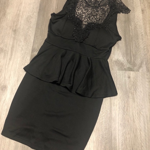 Black Lace Dress - Picture 3 of 4